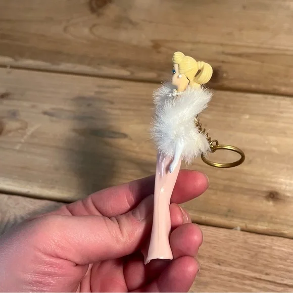 1996 VINTAGE BARBIE Enchanted Evening Keychain • Pink Gown - Picture 5 of 6